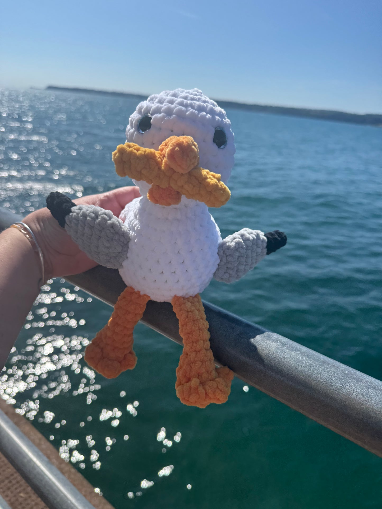 Cheeky Crochet Seagull Plush Toy with Chip – Handmade Amigurumi Bird for Coastal Gifts & Nursery Decor