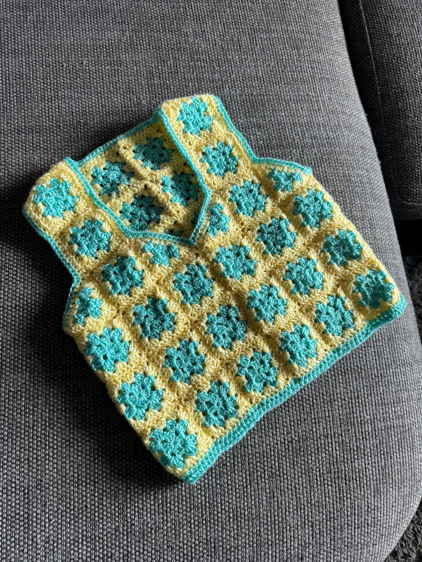 Handmade Crochet Granny Square Vest – 4-5 Years (28" Chest) – Boho Kids Clothing