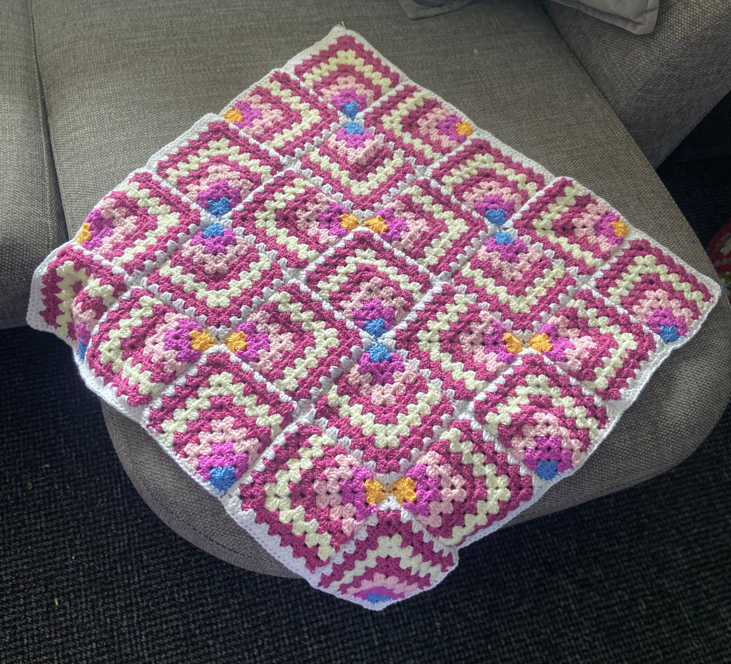 Handmade Crochet Baby Blanket - Soft and Cozy