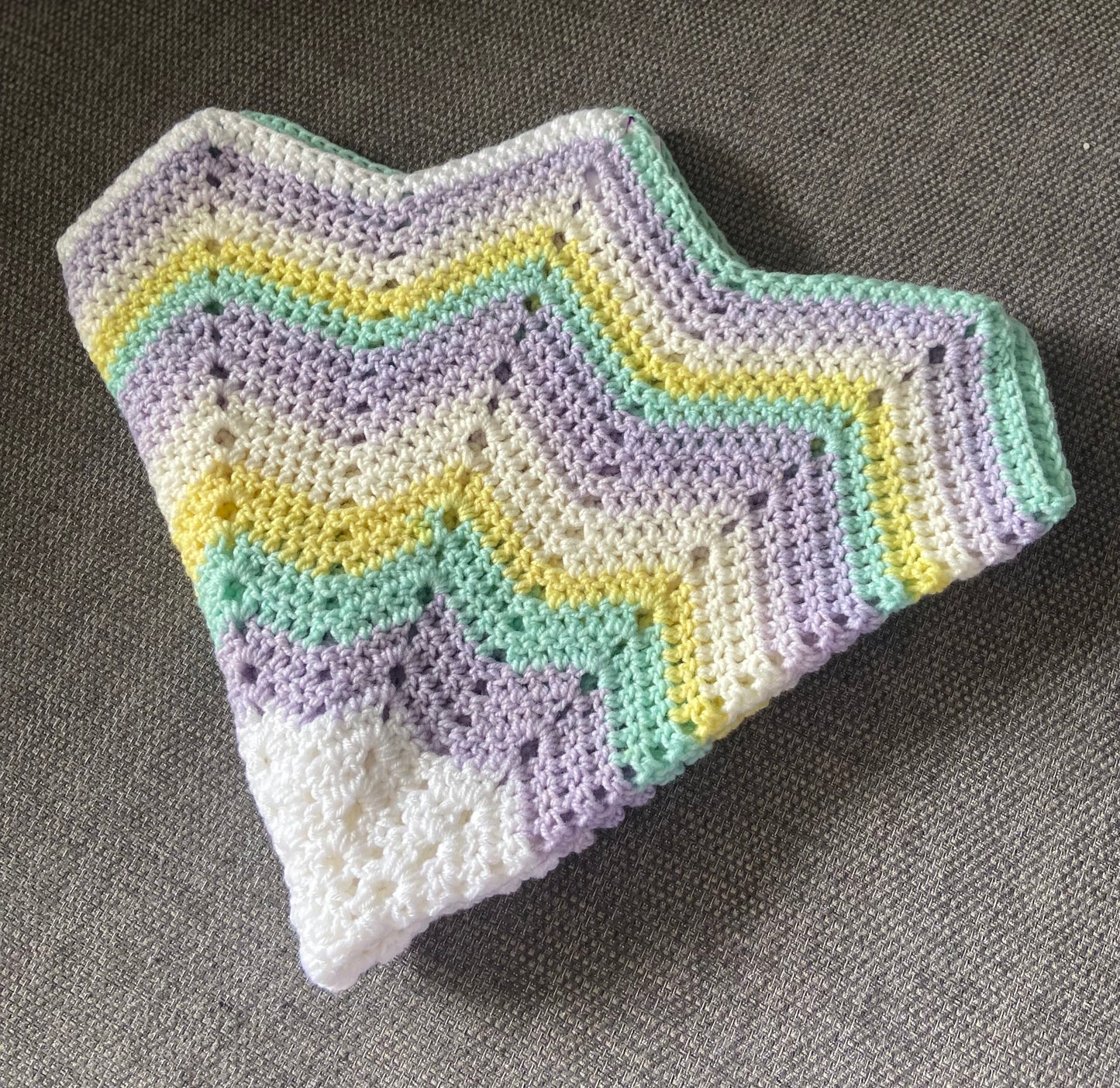 Handmade Pastel Star Crochet Baby Blanket - Soft and Cozy